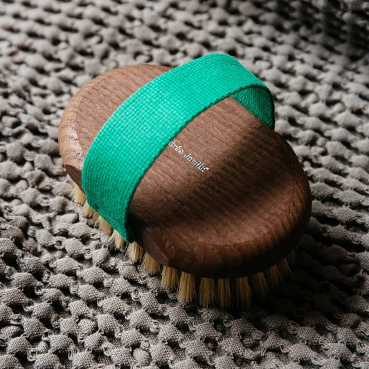 Brosse massage frêne color, sangle verte, Andrée Jardin, vue 1