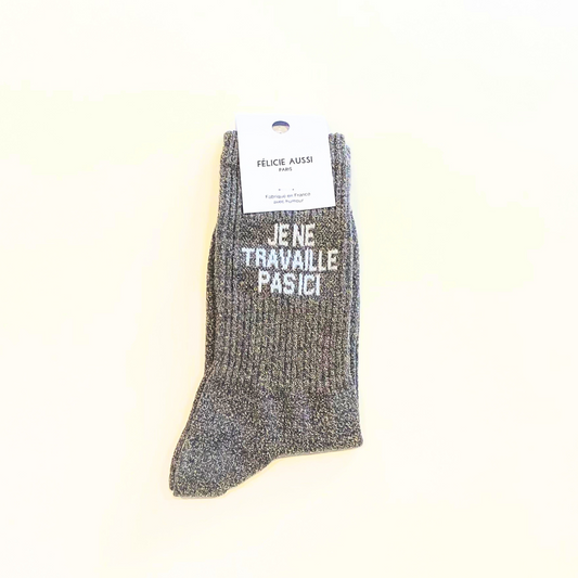 Chaussettes Je ne travaille pas ici, Félicie Aussi, vue 1