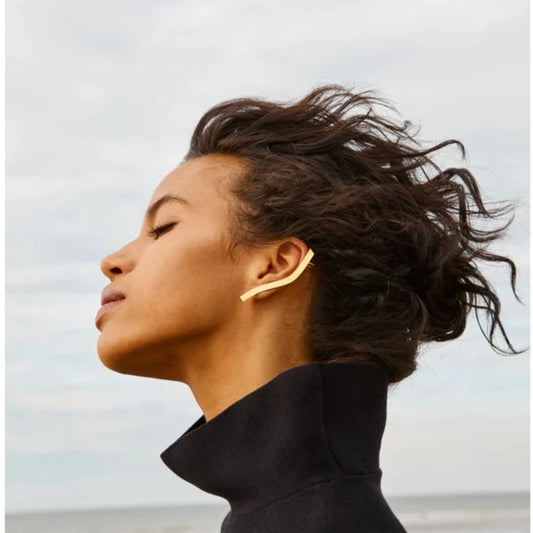 Boucles d'oreilles Dap's Helmut Paris, vue porté