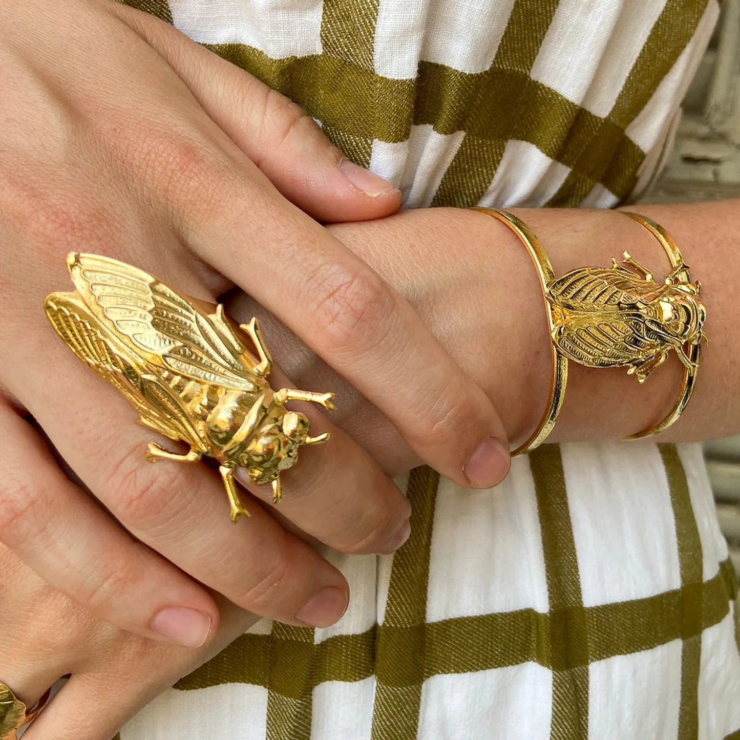 bague dorée cigale GM