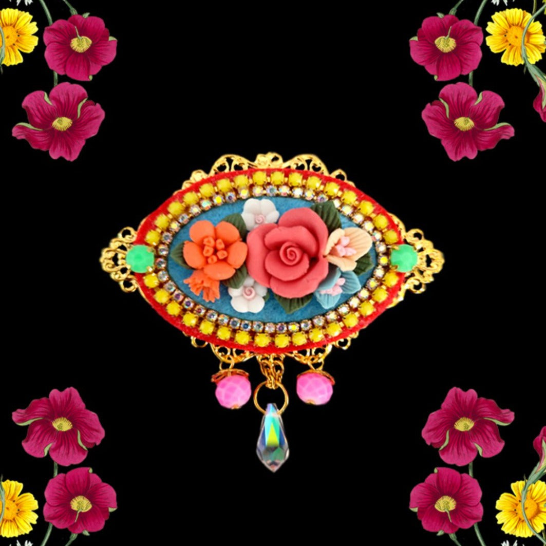 Broche Flora Mouchkine gros plan