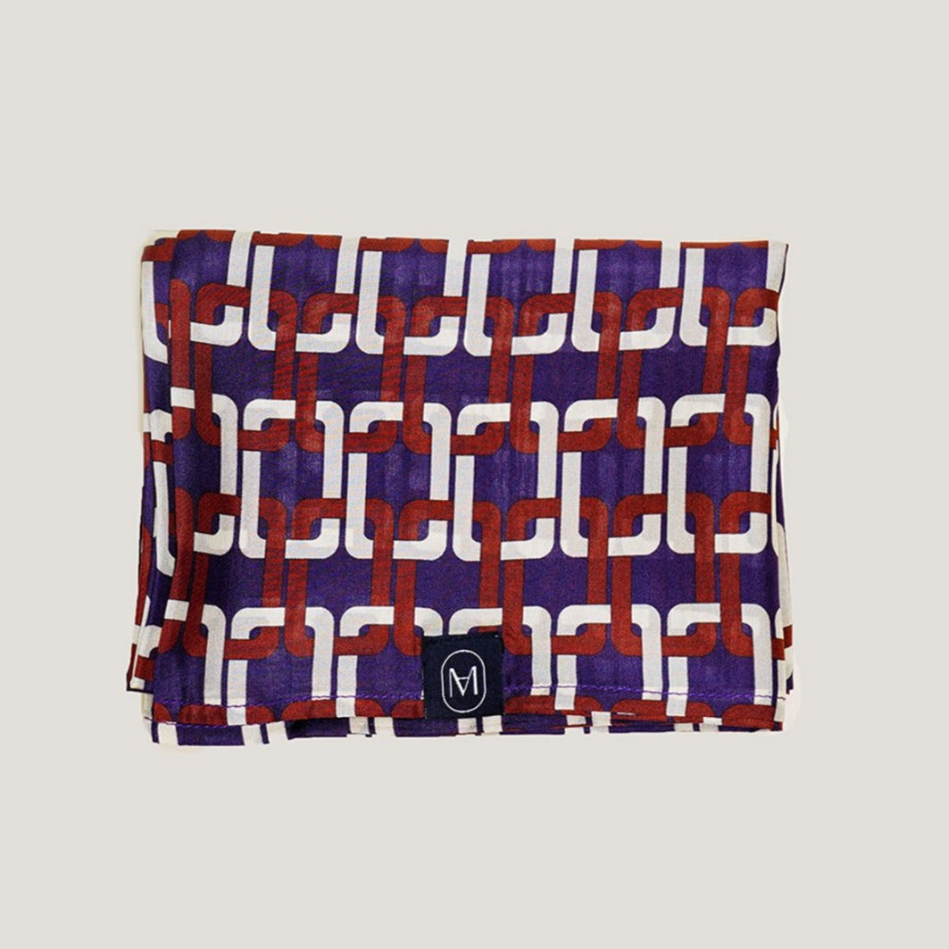 Foulard en soie 27 Meilleur Ami, nature morte plié