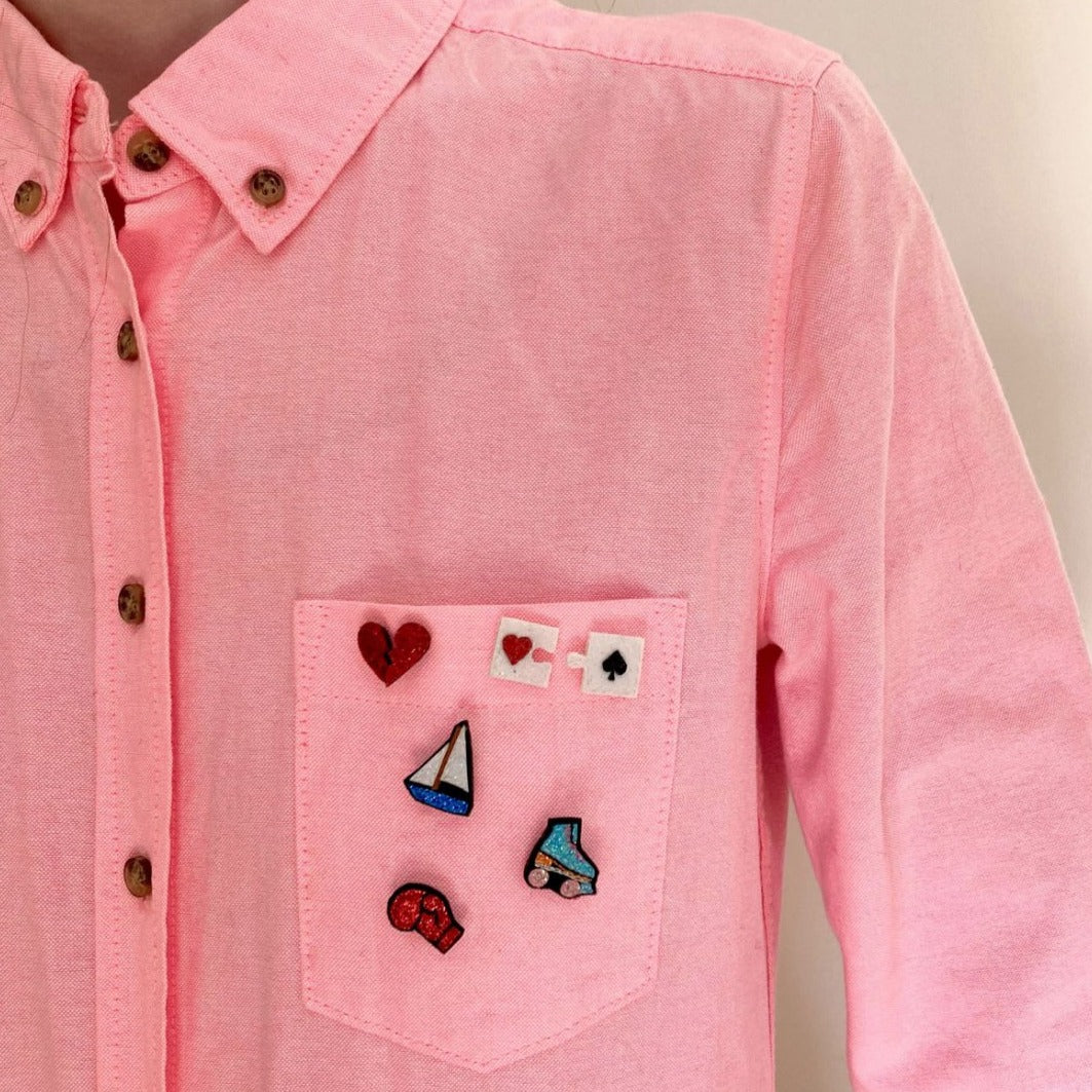 Pin’s roller Maison Monstre vue porté