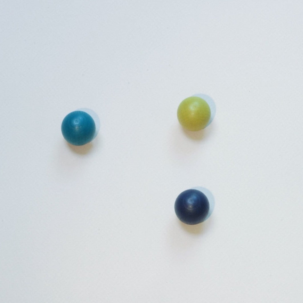 3 boules magnétiques colorées - Tout Simplement - Le Bazar Français