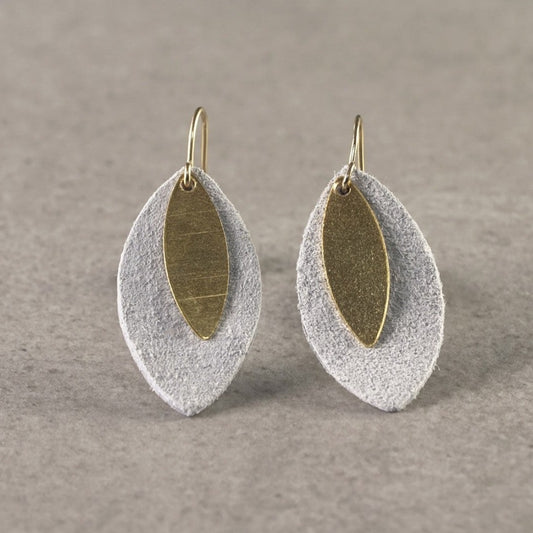 Boucles d’oreilles Talitha ciel Clémence Cabanes vue 1