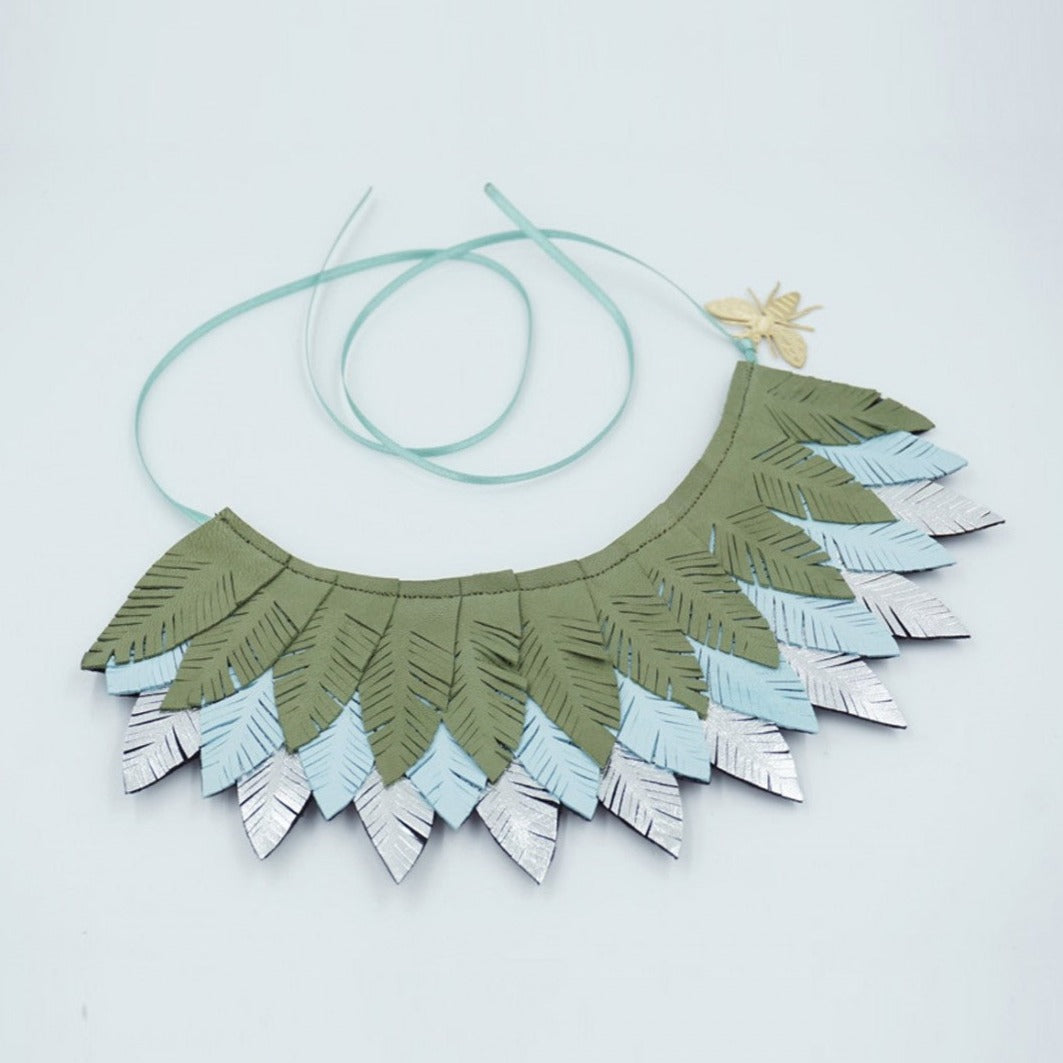 Plastron plumes vert Le Bestiaire vue 2