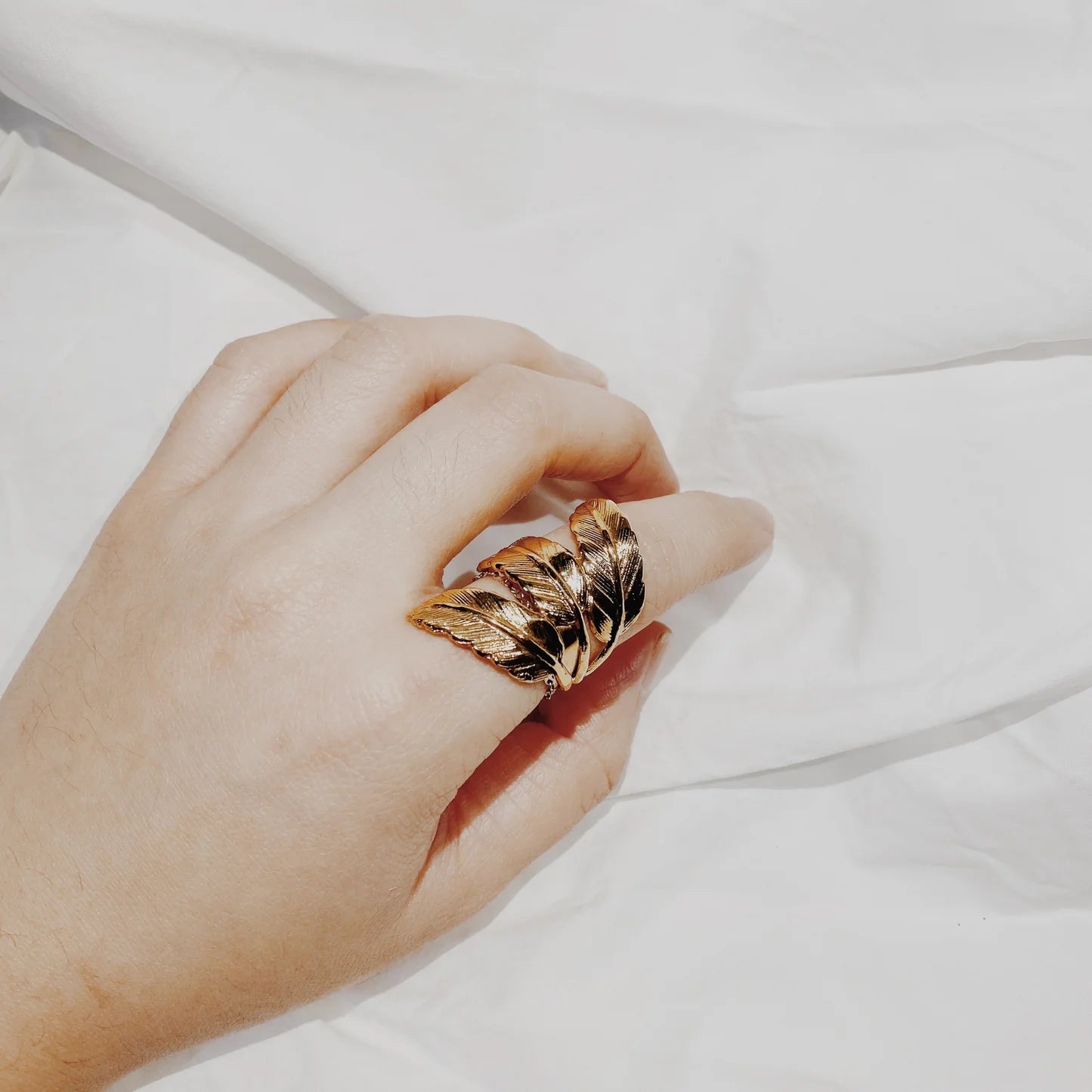 bague dorée 3 feuilles
