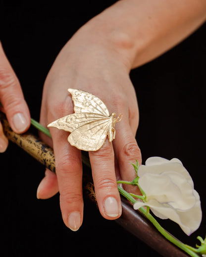 bague dorée papillon GM