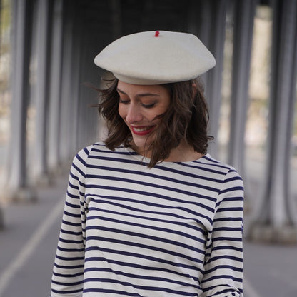 Béret mode écru, Le Béret Français, vue sur mannequin femme
