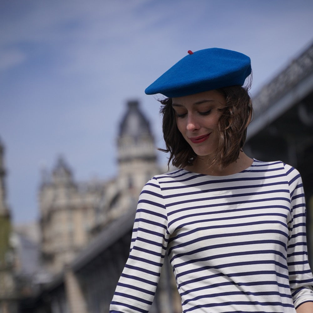 Béret mode outre-mer, Le Béret Français, vue sur mannequin femme