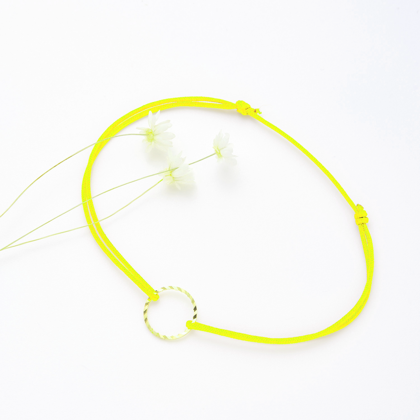 oeuf Simone jaune fluo