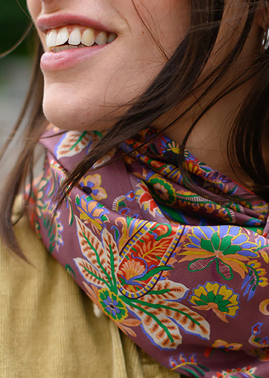 Silk scarf 27