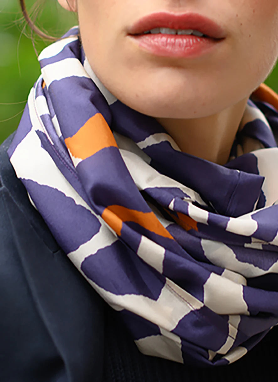 Silk scarf 27
