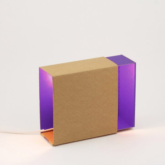 Boîte à lumière violette Adónde vue 1